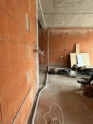 Jak zrobiliśmy instalacje klimatyzacji w Łomiankach w domu jednorodzinnym 